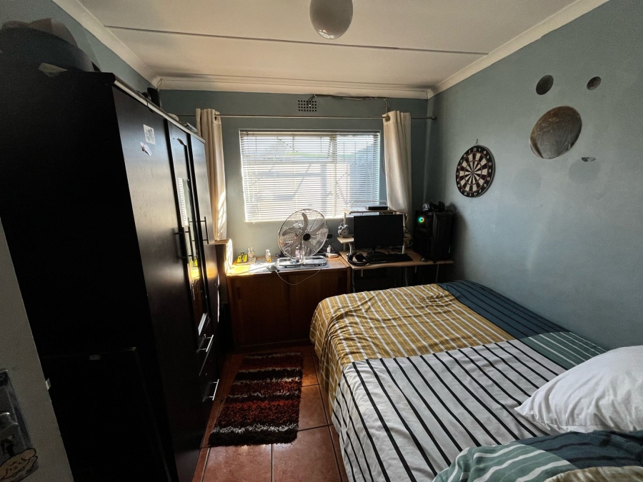 3 Bedroom Property for Sale in Esselenpark Western Cape